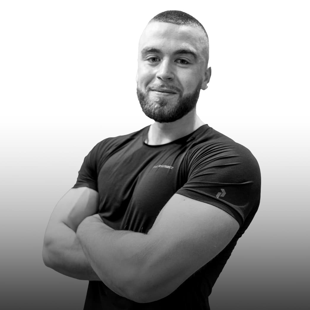 personal-trainer-robin-image-desktop